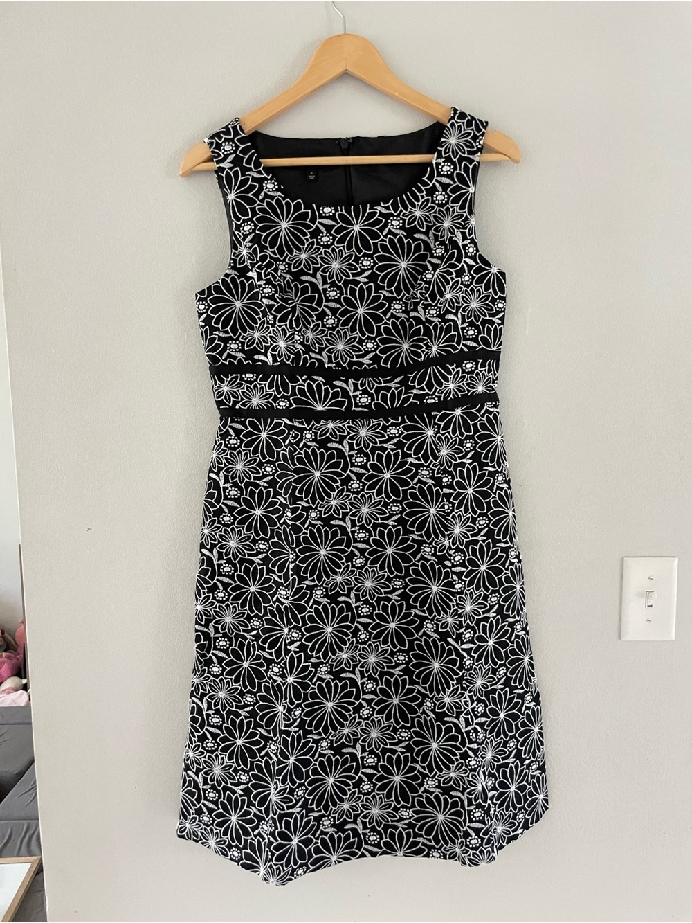 Talbots Black and White Floral Sleeveless Mini Dress - Picture 1 of 6